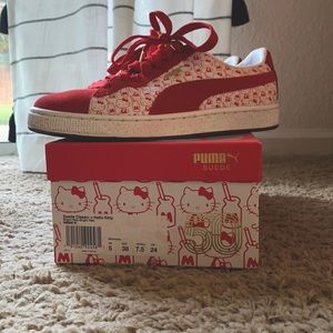 Puma x Hello Kitty Size 7.5 50th Anniversary